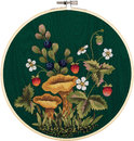 Грибы. Лисички (набор + пяльцы) ("Живая картина") (водорастворимая канва)